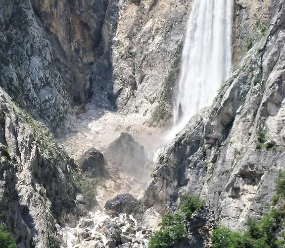 Julian Alps דירה בובק